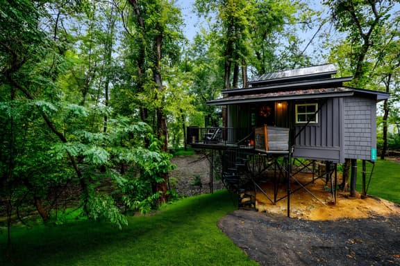 Treetop Bungalow Treehouse